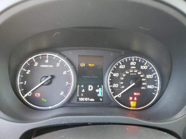 JA4AD3A33JZ065080 - 2018 MITSUBISHI OUTLANDER SE 银色 照片 9