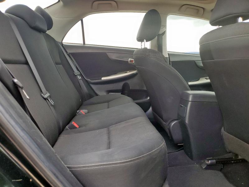 2T1BU4EE7CC912076 - 2012 TOYOTA COROLLA BASE Schwarz Foto 10