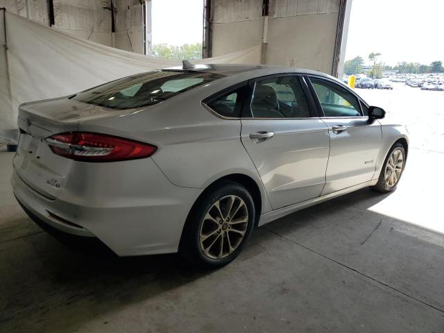 3FA6P0LU1KR241448 - 2019 FORD FUSION SE ვერცხლისფერი ფოტო 3