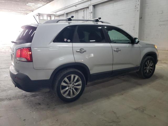 5XYKUDA20BG058515 - 2011 KIA SORENTO EX SILVER photo 3