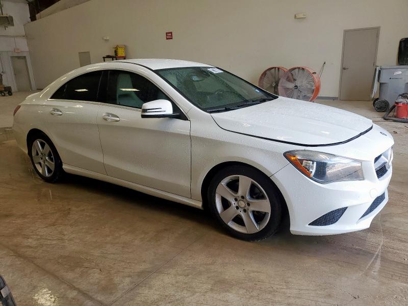 WDDSJ4EB1GN328666 - 2016 MERCEDES-BENZ CLA 250 WHITE photo 4