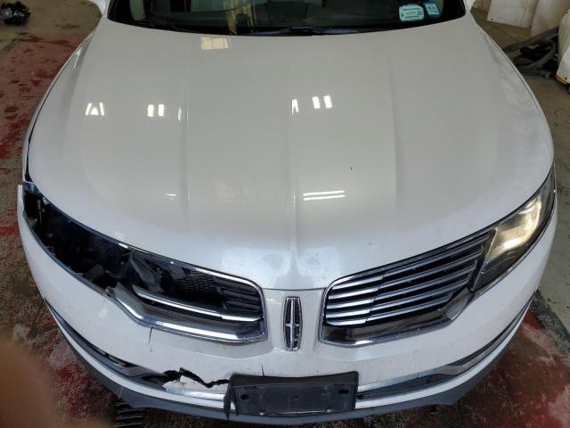 2LMTJ8LR7GBL39589 - 2016 LINCOLN MKX RESERVE WHITE photo 12