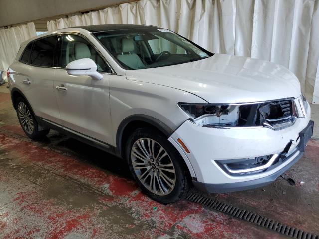 2LMTJ8LR7GBL39589 - 2016 LINCOLN MKX RESERVE WHITE photo 4