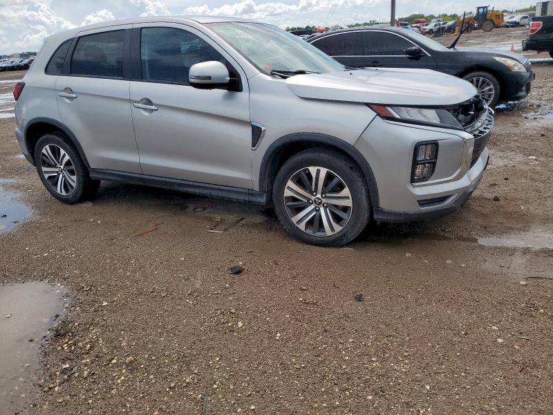 JA4APVAU9MU012039 - 2021 MITSUBISHI OUTLANDER SE 银色 照片 4