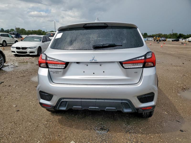 JA4APVAU9MU012039 - 2021 MITSUBISHI OUTLANDER SE 银色 照片 6