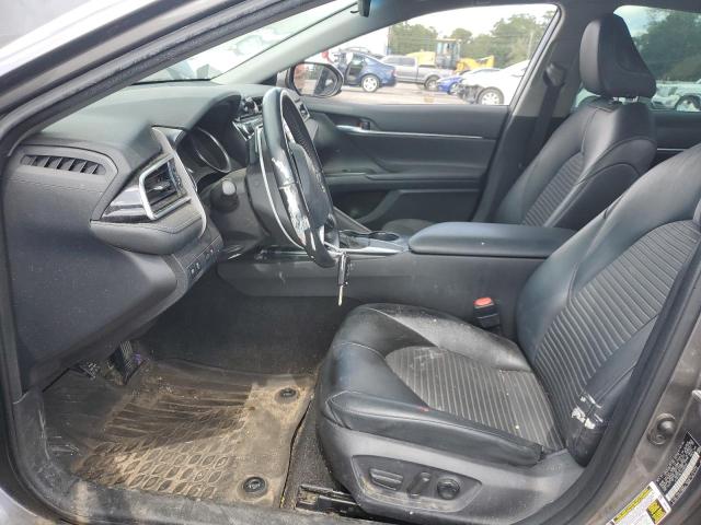 4T1B11HK1JU580804 - 2018 TOYOTA CAMRY L GRAY photo 7