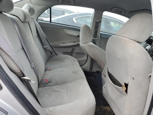 1NXBU4EE4AZ284733 - 2010 TOYOTA COROLLA BASE SILVER photo 10
