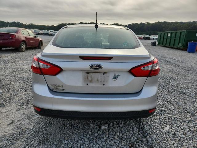 1FAHP3E28CL287574 - 2012 FORD FOCUS S SILVER photo 6