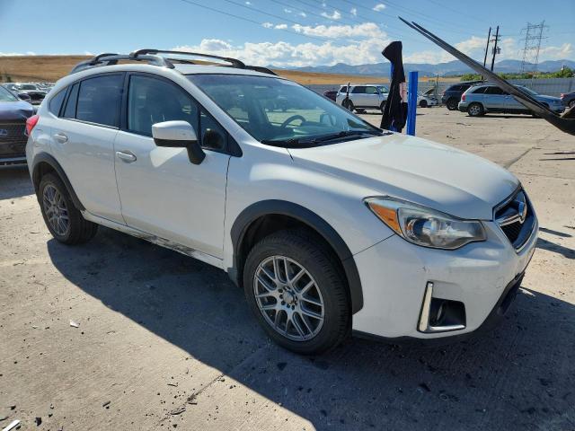 JF2GPABC0GH230626 - 2016 SUBARU CROSSTREK PREMIUM WHITE photo 4