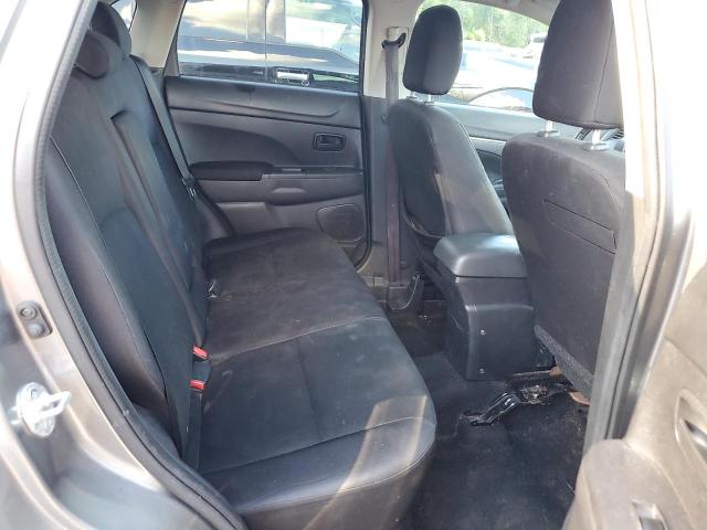 4A4AR3AU3FE012757 - 2015 MITSUBISHI OUTLANDER ES GRAY photo 11