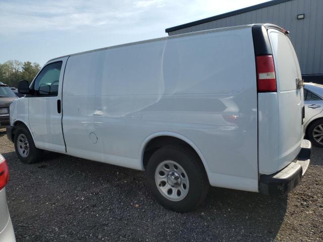 1GCSGAFX1B1131532 - 2011 CHEVROLET EXPRESS G1 Blanc photo 2