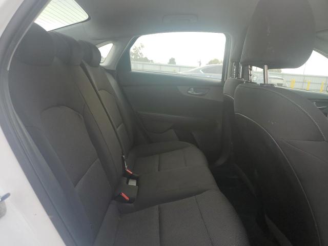 3KPF24AD9KE057871 - 2019 KIA FORTE FE თეთრი ფოტო 10