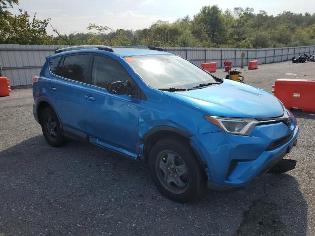 JTMZFREV7JJ740445 - 2018 TOYOTA RAV4 LE ლურჯი ფოტო 4