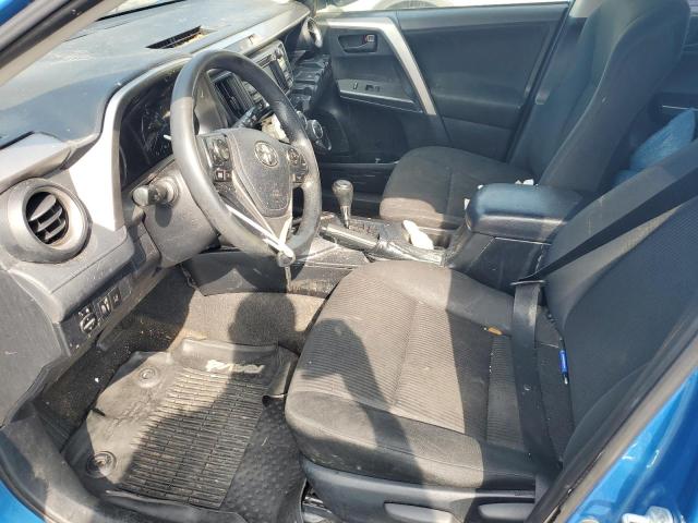 JTMZFREV7JJ740445 - 2018 TOYOTA RAV4 LE ლურჯი ფოტო 7