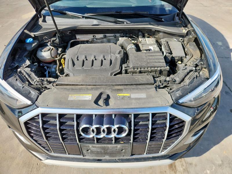 WA1AECF35L1122046 - 2020 AUDI Q3 PREMIUM BLACK photo 12