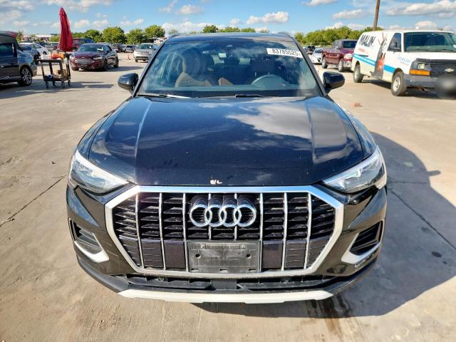 WA1AECF35L1122046 - 2020 AUDI Q3 PREMIUM BLACK photo 5