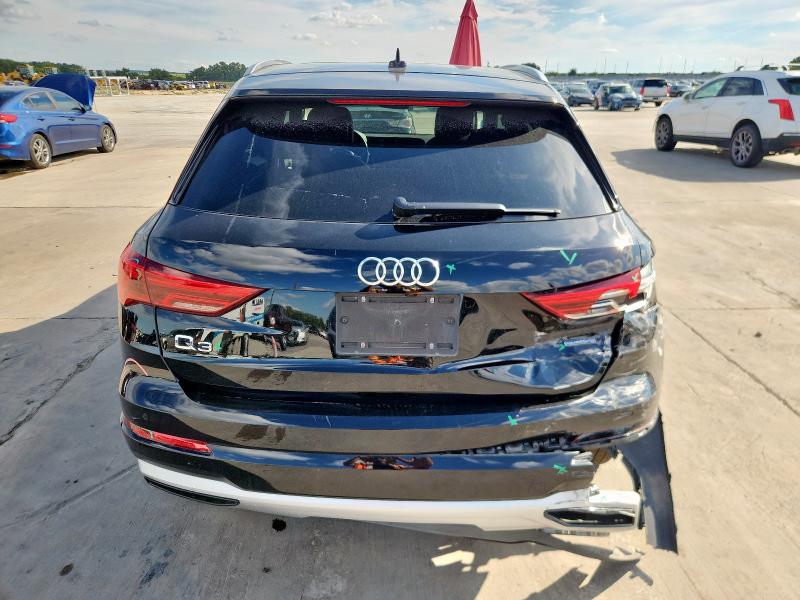 WA1AECF35L1122046 - 2020 AUDI Q3 PREMIUM BLACK photo 6