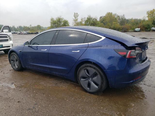 5YJ3E1EB2JF105401 - 2018 TESLA MODEL 3 Bleu photo 2