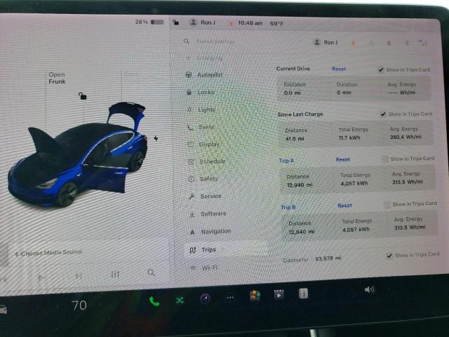 5YJ3E1EB2JF105401 - 2018 TESLA MODEL 3 Bleu photo 9