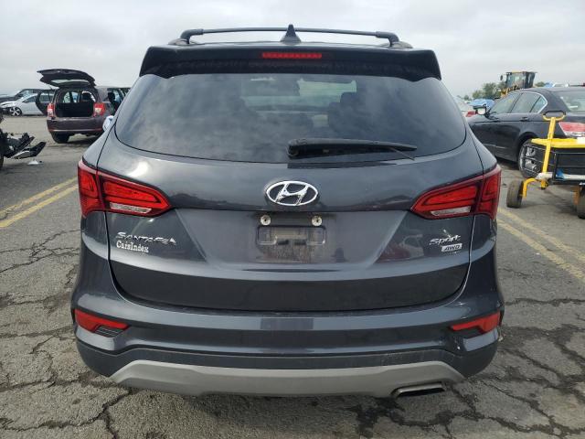 5XYZUDLB6JG559712 - 2018 HYUNDAI SANTA FE S GRAY photo 6