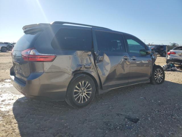5TDYZ3DC2JS906129 - 2018 TOYOTA SIENNA XLE Gris foto 3