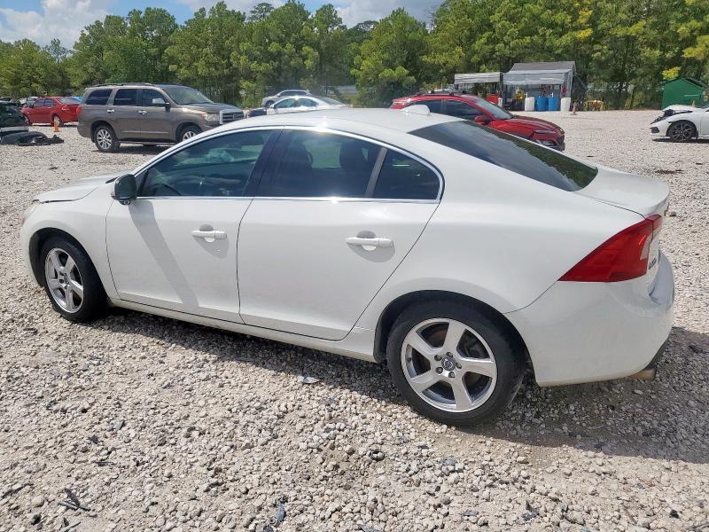 YV1612FS9D1223322 - 2013 VOLVO S60 T5 თეთრი ფოტო 2