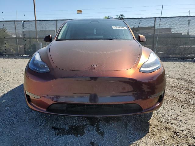 7SAYGDEEXPF829201 - 2023 TESLA MODEL Y 棕色 照片 5