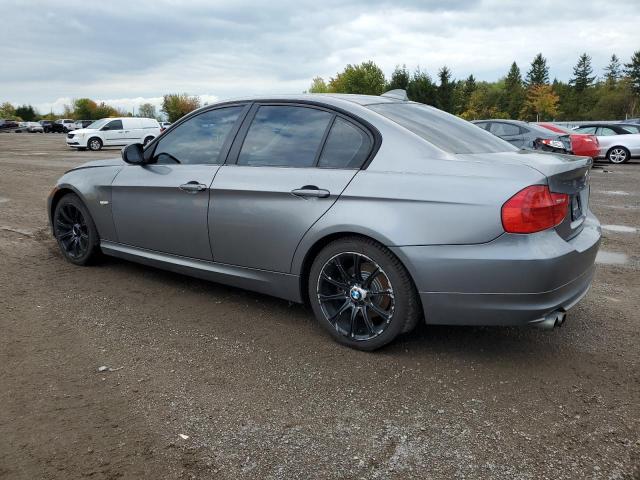 WBAPG7G58BNN18042 - 2011 BMW 323 I GRAY photo 2