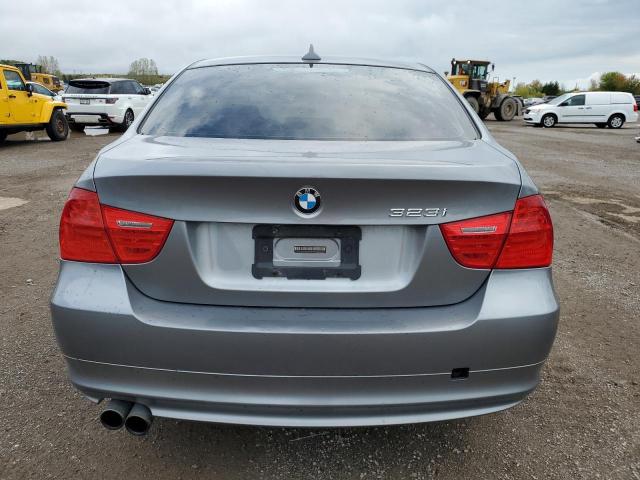 WBAPG7G58BNN18042 - 2011 BMW 323 I GRAY photo 6