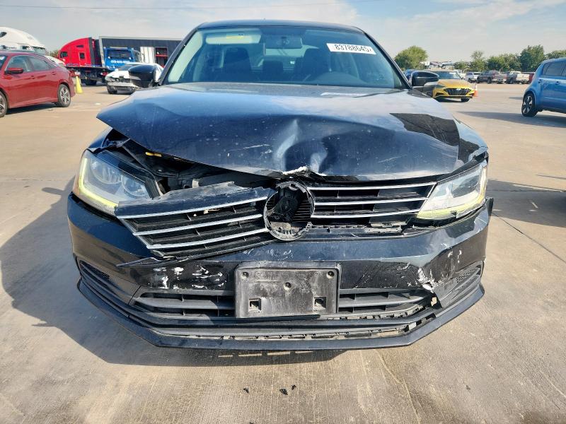 3VWDB7AJ6HM401988 - 2017 VOLKSWAGEN JETTA SE BLACK photo 5
