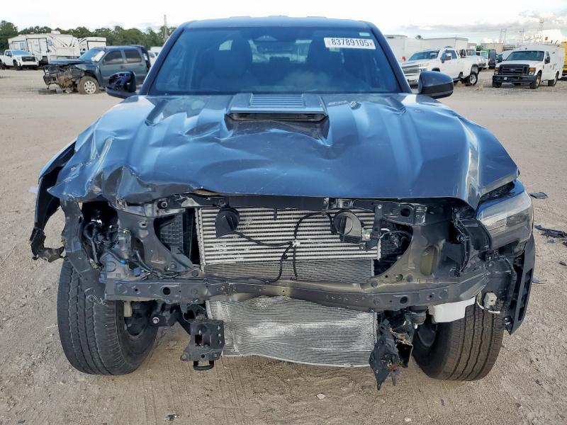 3TMLB5FN3RM014833 - 2024 TOYOTA TACOMA DOUBLE CAB Grafito foto 5