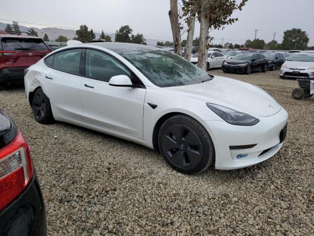 5YJ3E1EA0MF013635 - 2021 TESLA MODEL 3 Ақ фото 4