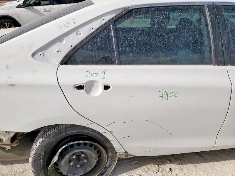 4T4BF1FK5GR555052 - 2016 TOYOTA CAMRY LE WHITE photo 10