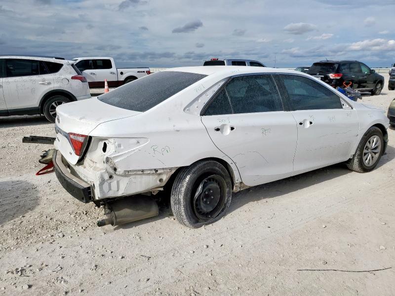 4T4BF1FK5GR555052 - 2016 TOYOTA CAMRY LE WHITE photo 3