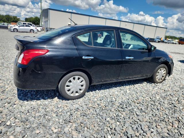 3N1CN7AP2JL822485 - 2018 NISSAN VERSA S Qara foto 3
