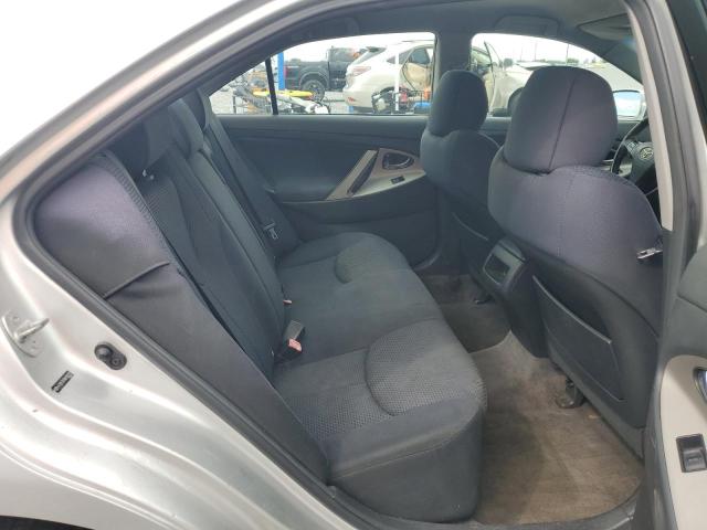 4T1BF3EK9AU102227 - 2010 TOYOTA CAMRY BASE ვერცხლისფერი ფოტო 10