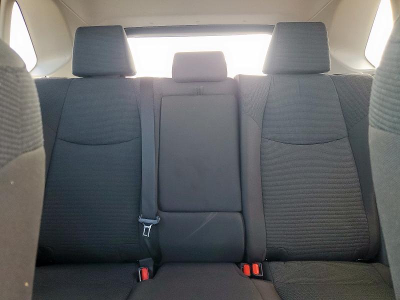 2T3H1RFVXSC325133 - 2025 TOYOTA RAV4 LE 银色 照片 10