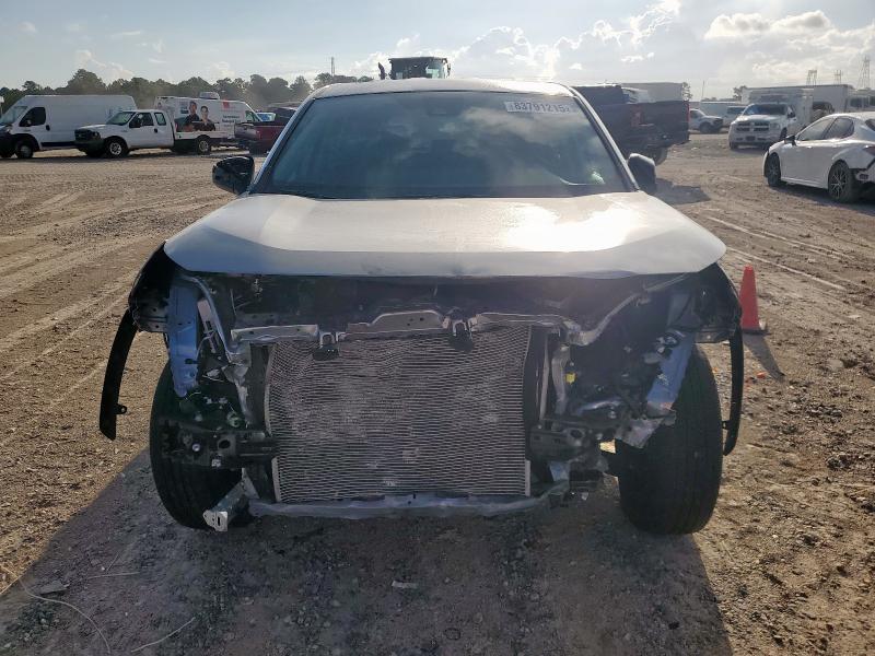 2T3H1RFVXSC325133 - 2025 TOYOTA RAV4 LE 银色 照片 5