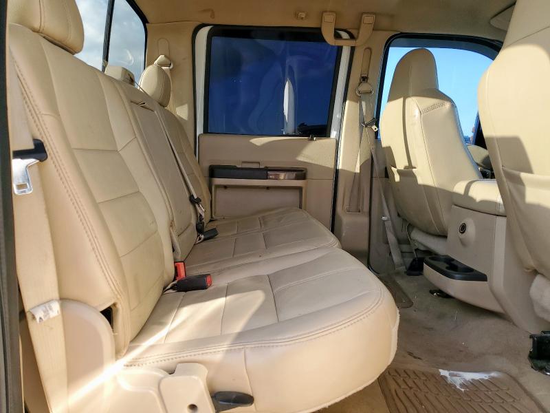 1FTSW20RX8EA39422 - 2008 FORD F250 SUPER DUTY WHITE photo 10