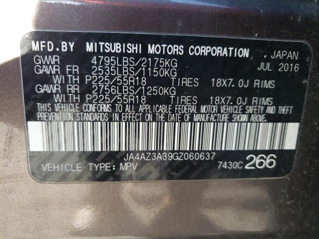 JA4AZ3A39GZ060637 - 2016 MITSUBISHI OUTLANDER SE GRAY photo 13