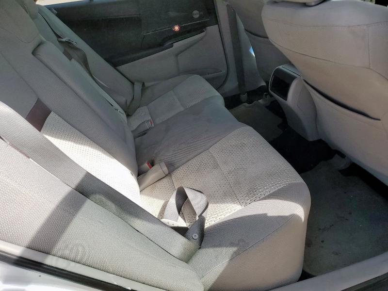 4T4BF1FK8CR163533 - 2012 TOYOTA CAMRY BASE Արծաթագույն լուսանկար 10