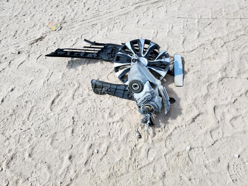 4T4BF1FK8CR163533 - 2012 TOYOTA CAMRY BASE Արծաթագույն լուսանկար 12