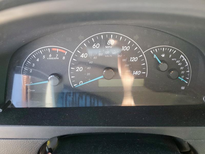 4T4BF1FK8CR163533 - 2012 TOYOTA CAMRY BASE Արծաթագույն լուսանկար 9