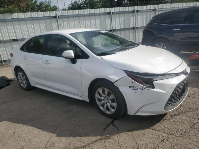 JTDEPMAE7N3017385 - 2022 TOYOTA COROLLA LE თეთრი ფოტო 4