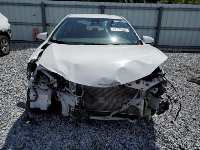 5YFBURHE6HP704187 - 2017 TOYOTA COROLLA L 白色 照片 5