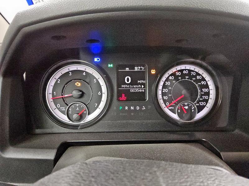 1C6RR6KG4JS295207 - 2018 RAM 1500 ST Rouge photo 7