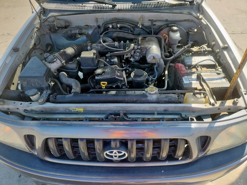 5TENL42N52Z144191 - 2002 TOYOTA TACOMA 银色 照片 11