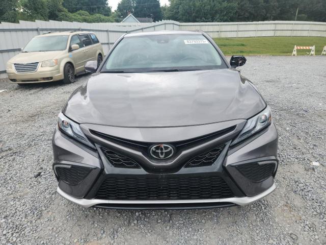 4T1K61AK4RU848817 - 2024 TOYOTA CAMRY XSE GRAY photo 5