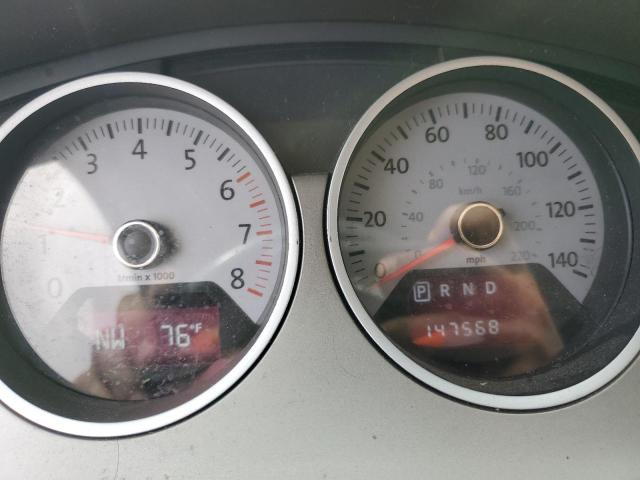 2V4RW3DG9BR668392 - 2011 VOLKSWAGEN ROUTAN SE Սպիտակ լուսանկար 9