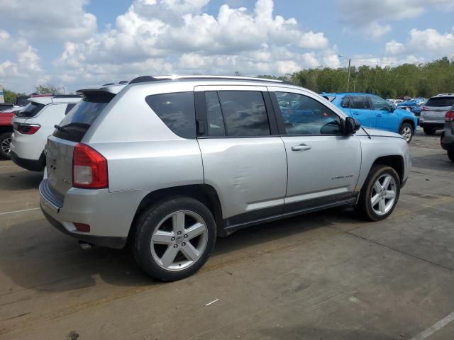 1C4NJCCB5DD181354 - 2013 JEEP COMPASS LIMITED SILVER photo 3